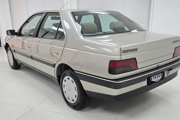 تصویر پژو 405 GLX بنزینی 1