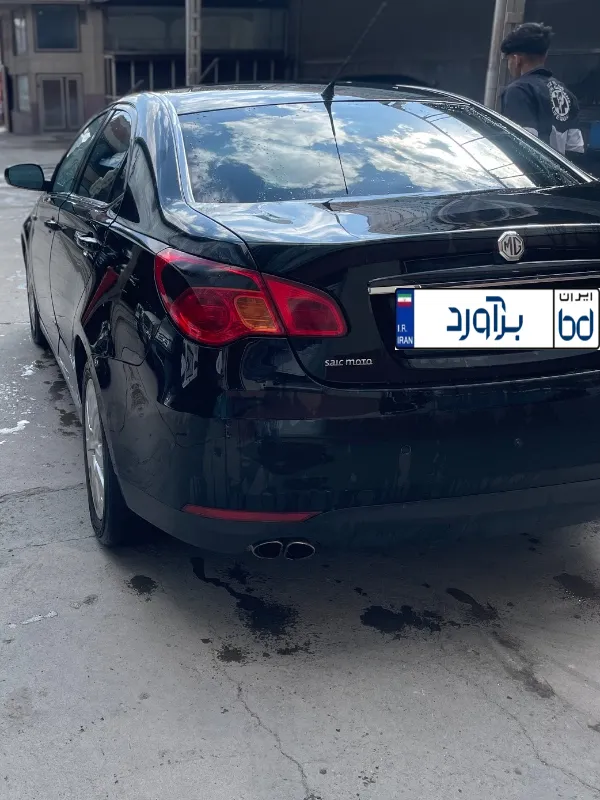 تصویر ام جی 550 اتوماتیک 3