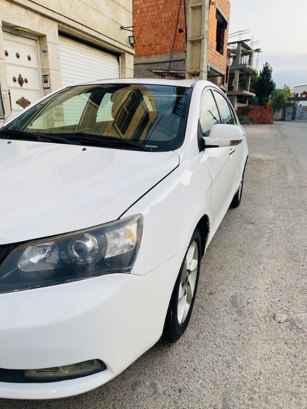 تصویر جیلی امگرند EC7 دنده ای 4
