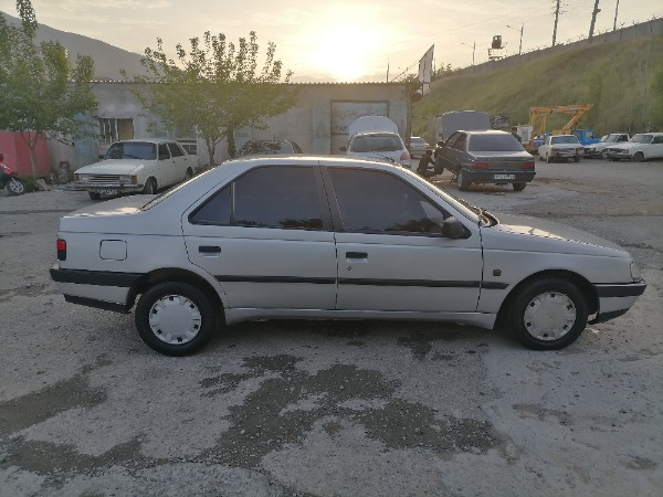 تصویر پژو 405 GLX بنزینی 1
