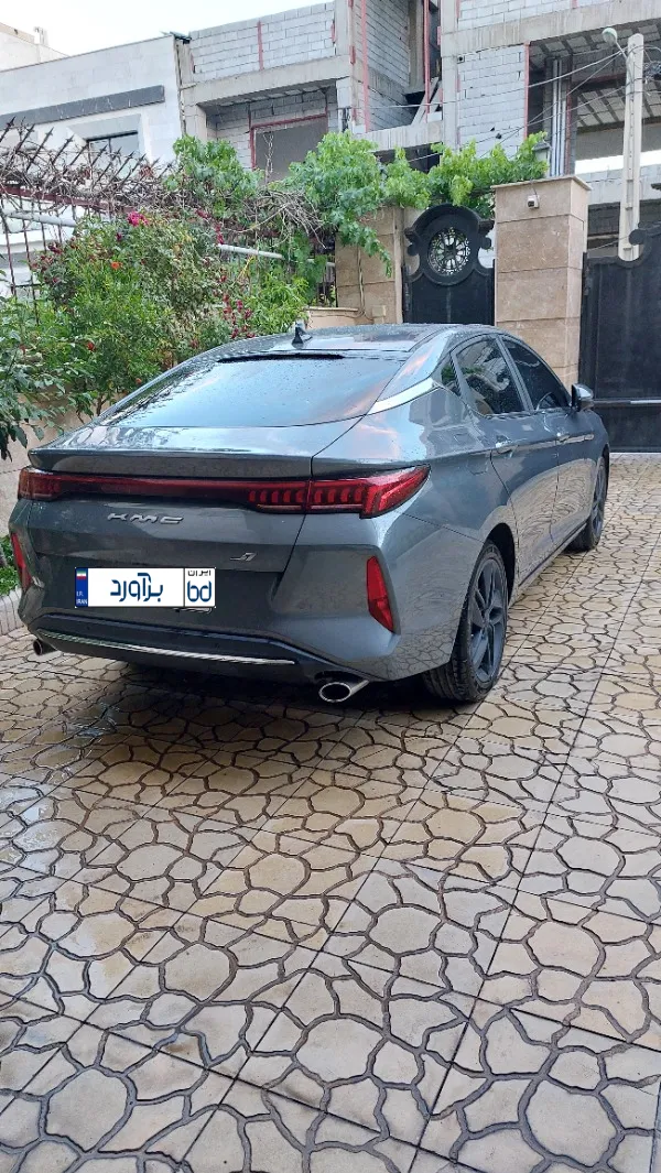 تصویر کی ام سی J7 5