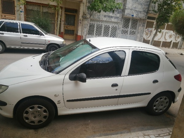 تصویر پژو 206 تیپ 2 4