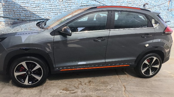 تصویر ام وی ام X33 کراس اتوماتیک 1