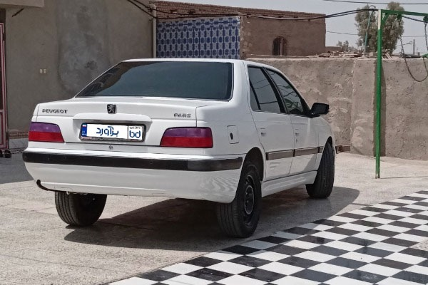تصویر پژو پارس XU7P 4