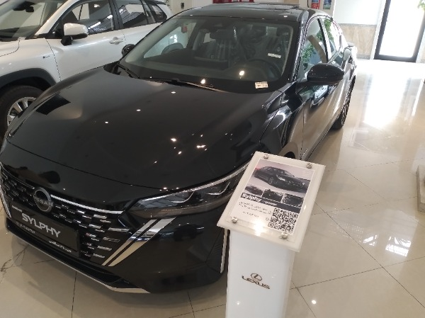 تصویر نیسان سیلفی e-POWER مکس ادیشن 1