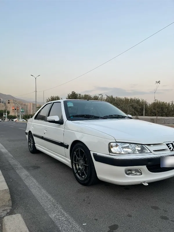 تصویر پژو پارس XU7P 4