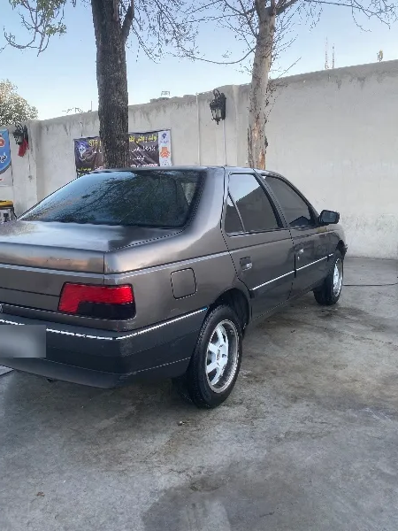 تصویر پژو 405 GLX بنزینی 3