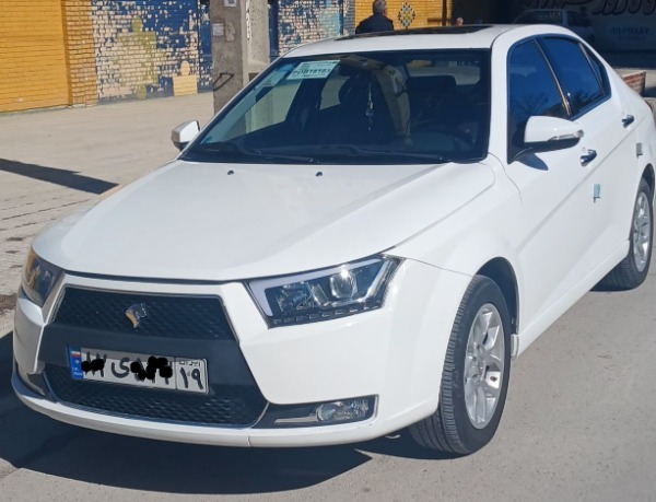 تصویر دنا پلاس توربو 6 دنده EF7 1