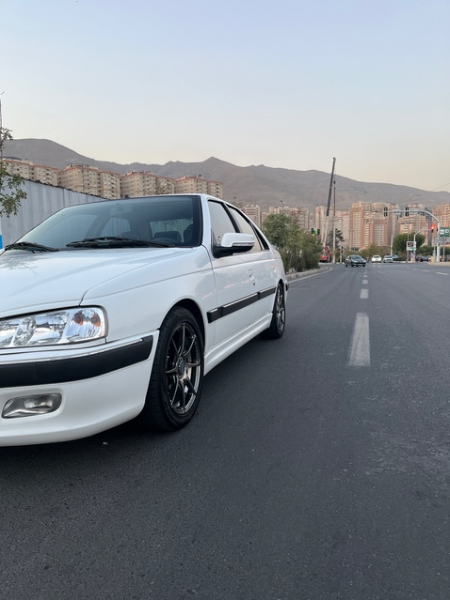 تصویر پژو پارس XU7P 3
