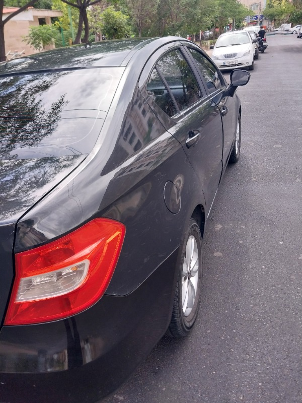 تصویر برلیانس H230 اتوماتیک 2
