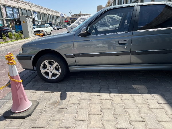 تصویر پژو پارس XU7P 1